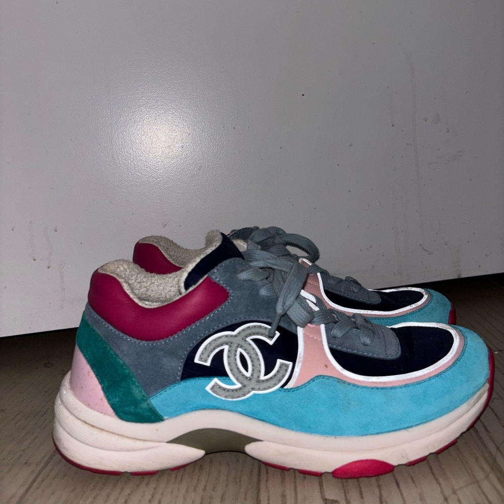 CHANEL Kids Multi-Color Logo Suede Sneakers (Pink, Teal, Gray, Navy)